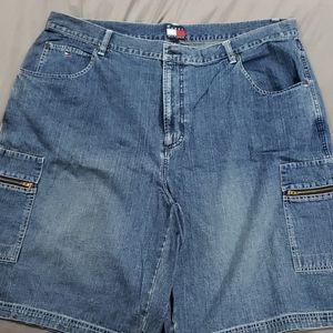 Tommy Hilfiger zip pocket jean shorts